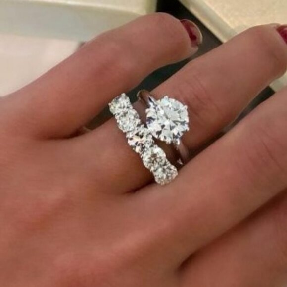 Diamonique CZ eternity band ring size 9 🆕 - Picture 9 of 9